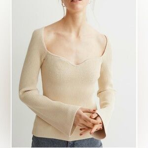 H&M Cream Bell Sleeve Ribbed Sweetheart Neckline Cozy Sweater Shirt Size L NWOT